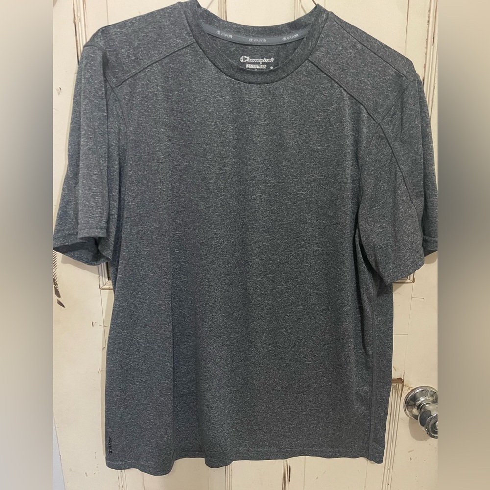 Champion Men's Dark Gray Short Sleeve Tee NWOT